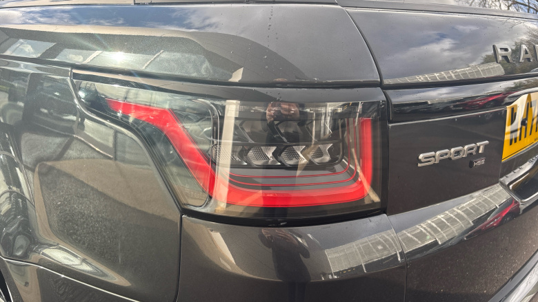 Land Rover Range Rover Sport 3.0 D300 HSE Silver 5dr Auto Diesel Estate